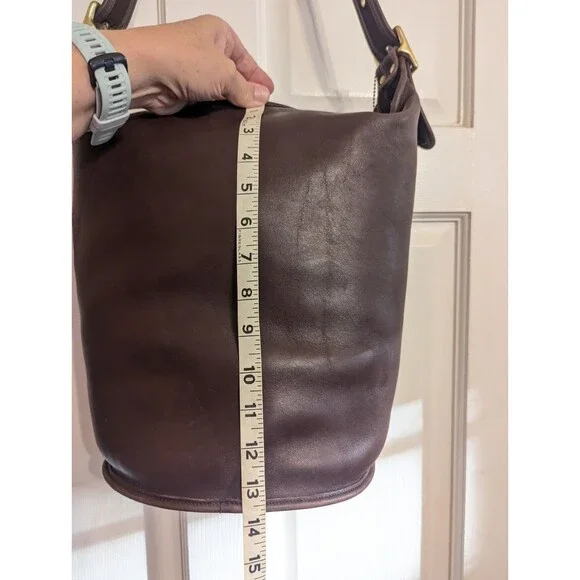 Coach Vintage XL Duffle Feed Sac 9085 in Mahogany Cowhide Leather - EUC - Picture 14 of 15